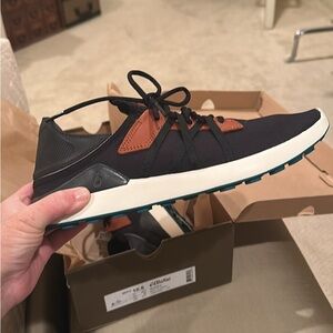 OluKai Black/ Dark Shadow Style Manele Athletic Shoes 10.5